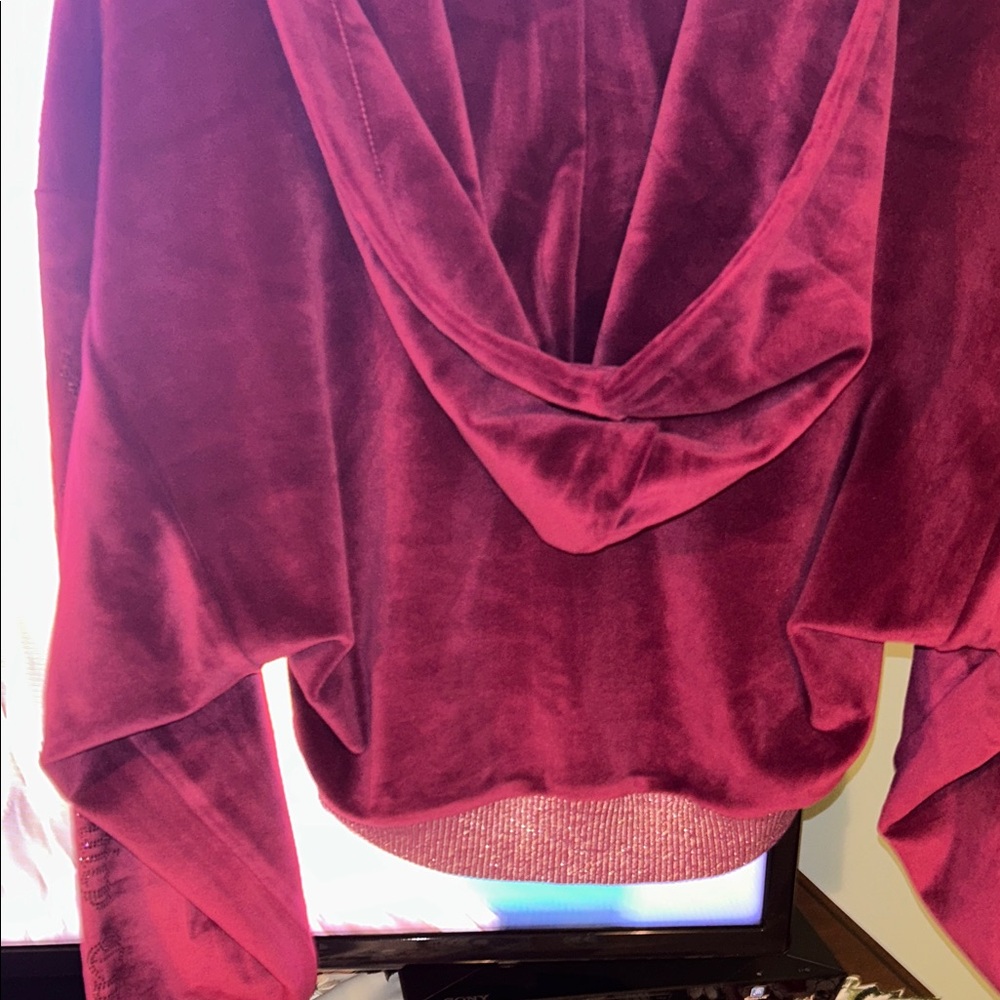 Women’s Juicy Couture Rich Burgundy Velour Hoodie Size Med- BRAND NEW W/O TAGS - Picture 8 of 8
